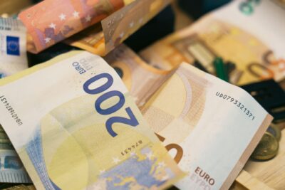 Épargne salariale : le déblocage exceptionnel de 5 000 € se précise, qui pourra en profiter et quand